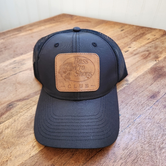 NEW BASS PRO SHOPS CLUB Black Snap Back Hat One Size - Picture 1 of 4